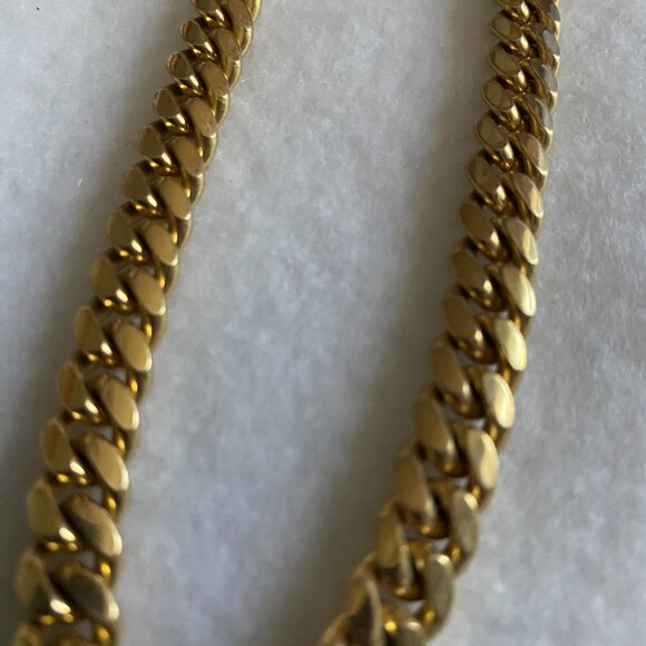 Gold chain - Picture 3 of 3